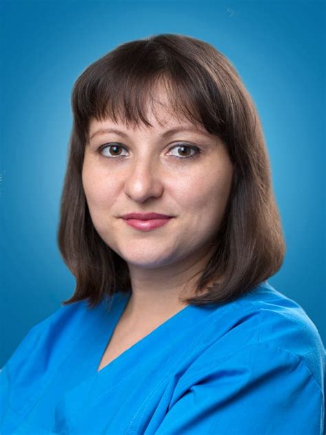 Dr. Raluca Maria Vasiluta .